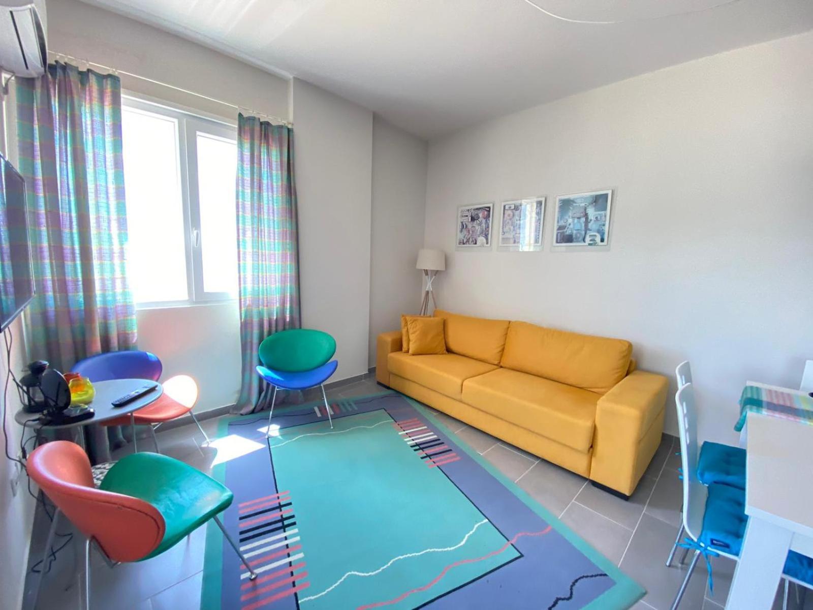 Vlorë Adriatic Getaway Apartments & Penthouse חדר תמונה